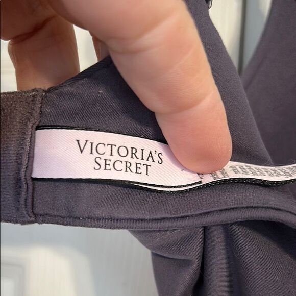 VICTORIA'S SECRET 34DD Body by Victoria Full-Coverage Bra Perfect Shape Gray - Picture 8 of 9
